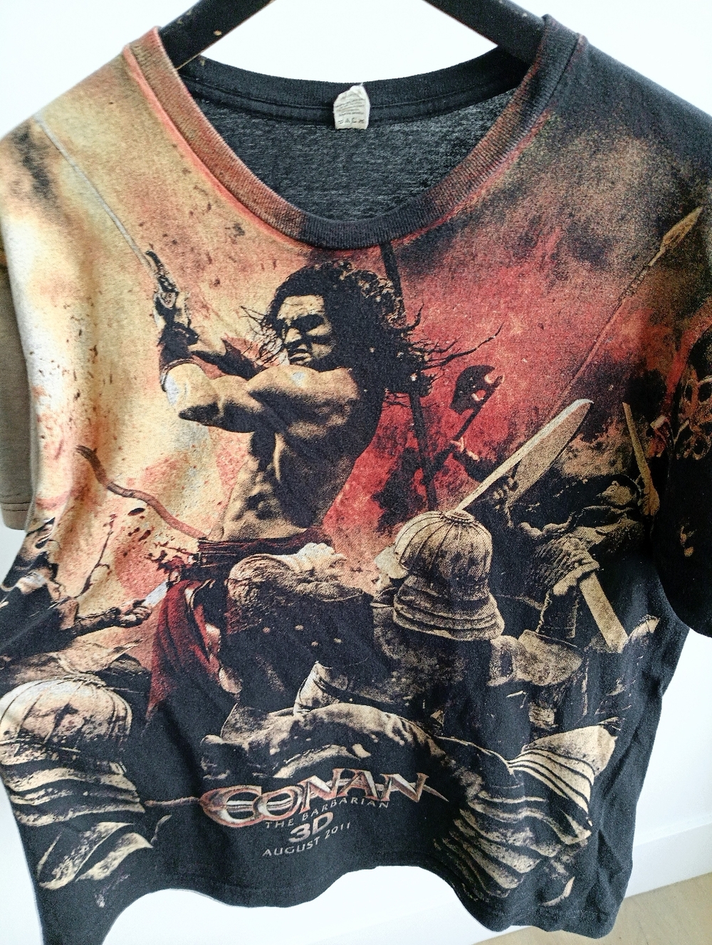 Vtg 2011 Conan the Barbarian 3D Movie Tultex AOP T-Shirt L - Picture 2 of 5